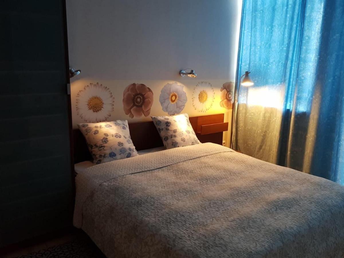 Fuksija House Leilighet Daugavpils Eksteriør bilde